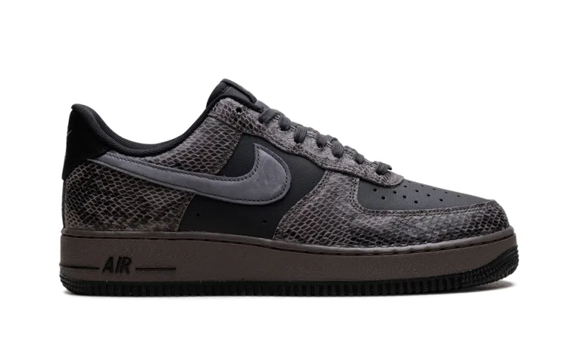 Nike Lifestyle Air Force 1 Low 'Off Noir Snakeskin'